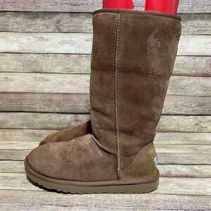 Ugg Brown Classc Tall Boots